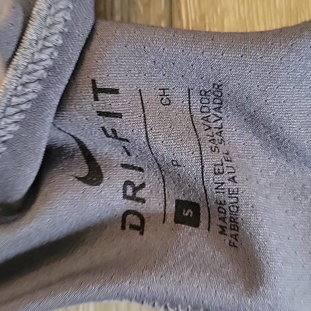 Nike, womens, racerback, size small - Picture 2 of 3